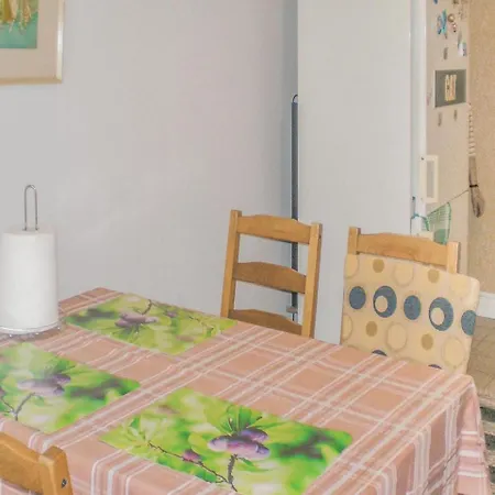 Four Bedroom Holiday In Ferienhaus Balatonlelle
