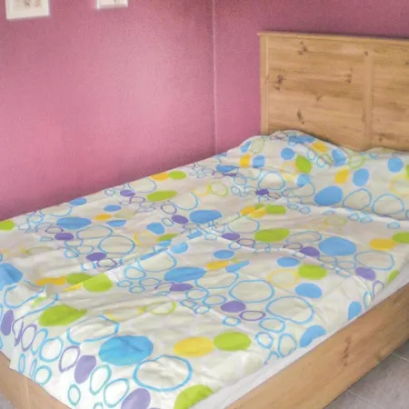 Four Bedroom Holiday In Ferienhaus *